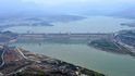 Gigantické vodní dílo Tři soutěsky v Číně
