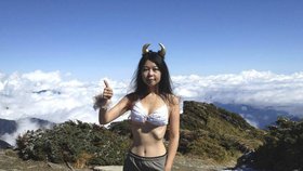 Gigi Wuová (†36) umrzla v bikinách při výstupu na horu poté, co se zřítila do rokle.