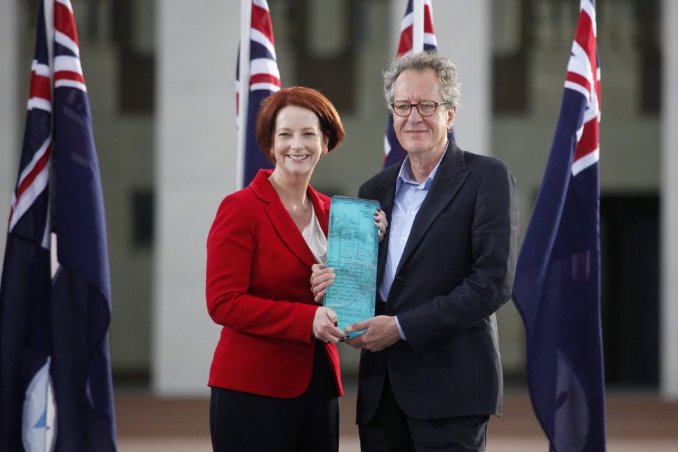 Australská premiérka Julia Gillard a herec Geoffrey Rush při slavnostním vyhlášení Australana roku