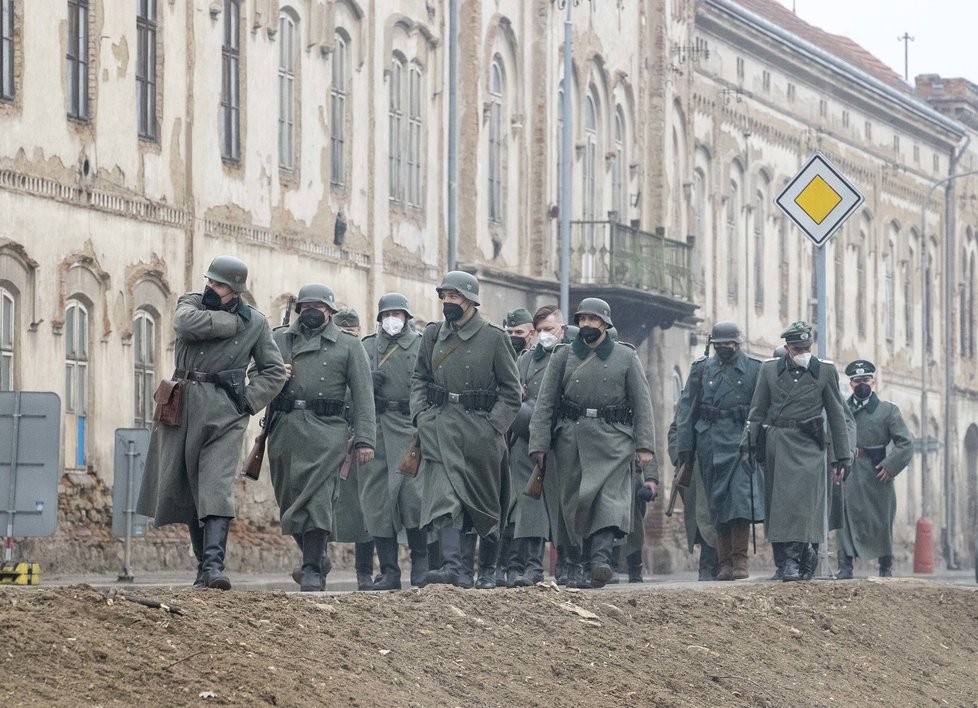 Gillian Andersonová alias agentka Scullyová z Akta X natáčela v Kutné Hoře.