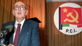 Giorgio Napolitano začínal jako komunista, pak se strana proměnila.