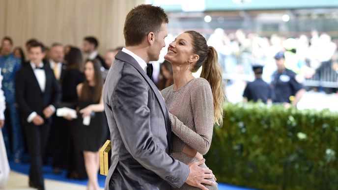 Gisele Bundchen a Tom Brady na Met Gala 2017