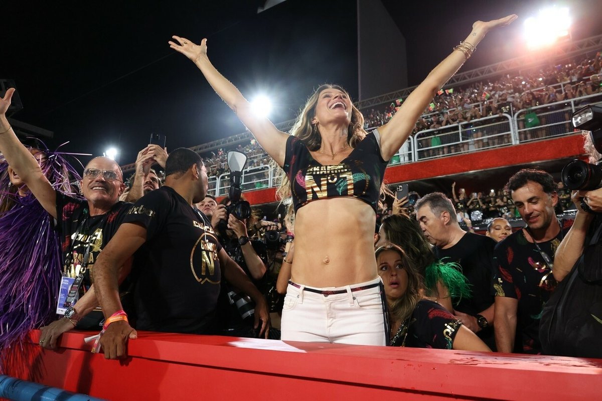Gisele Bündchen si užívala karneval v Riu po svém