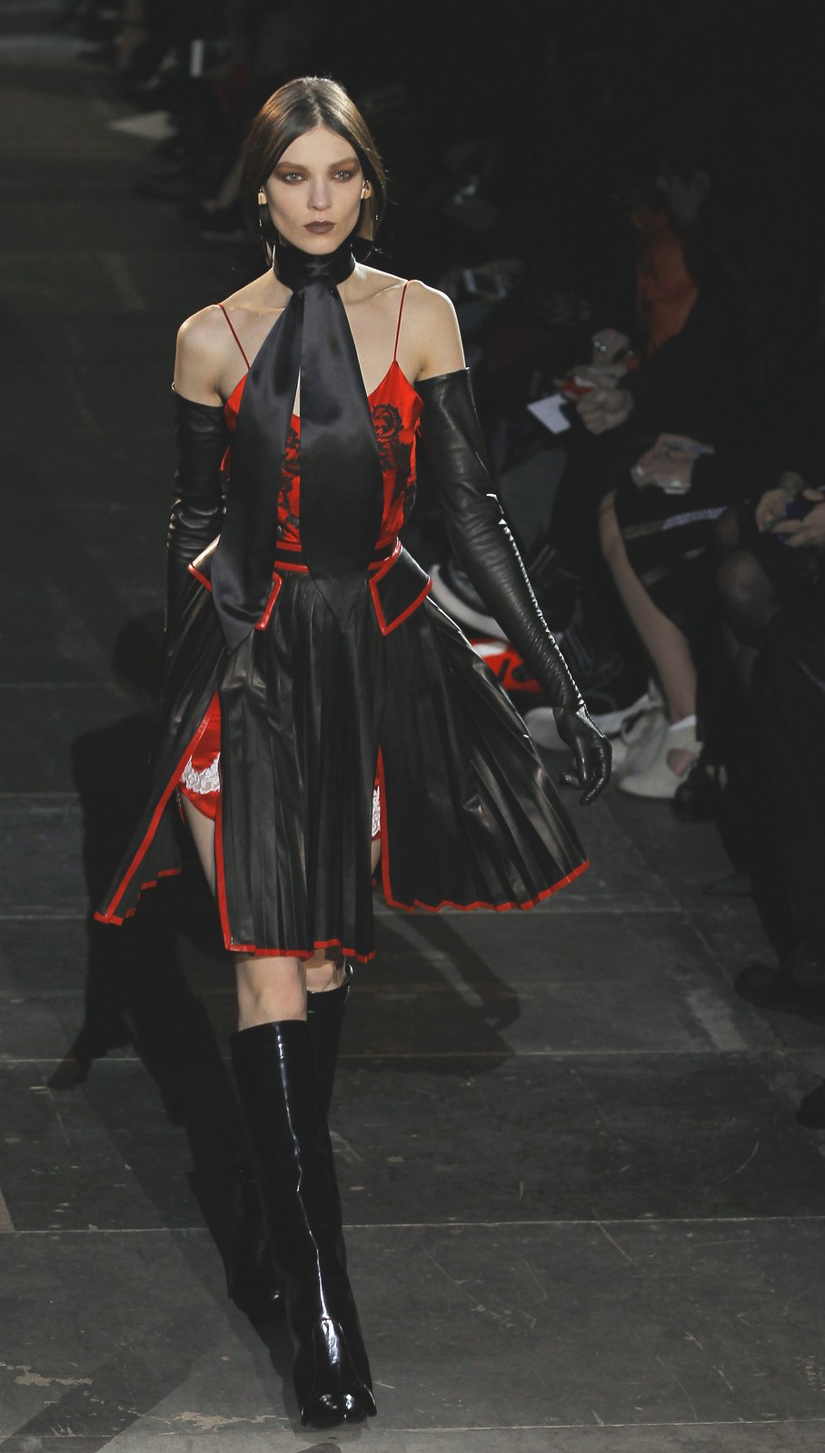 Riccardo Tisci pro Givenchy, Women&#39;s Fall-Winter, ready-to-wear 2013