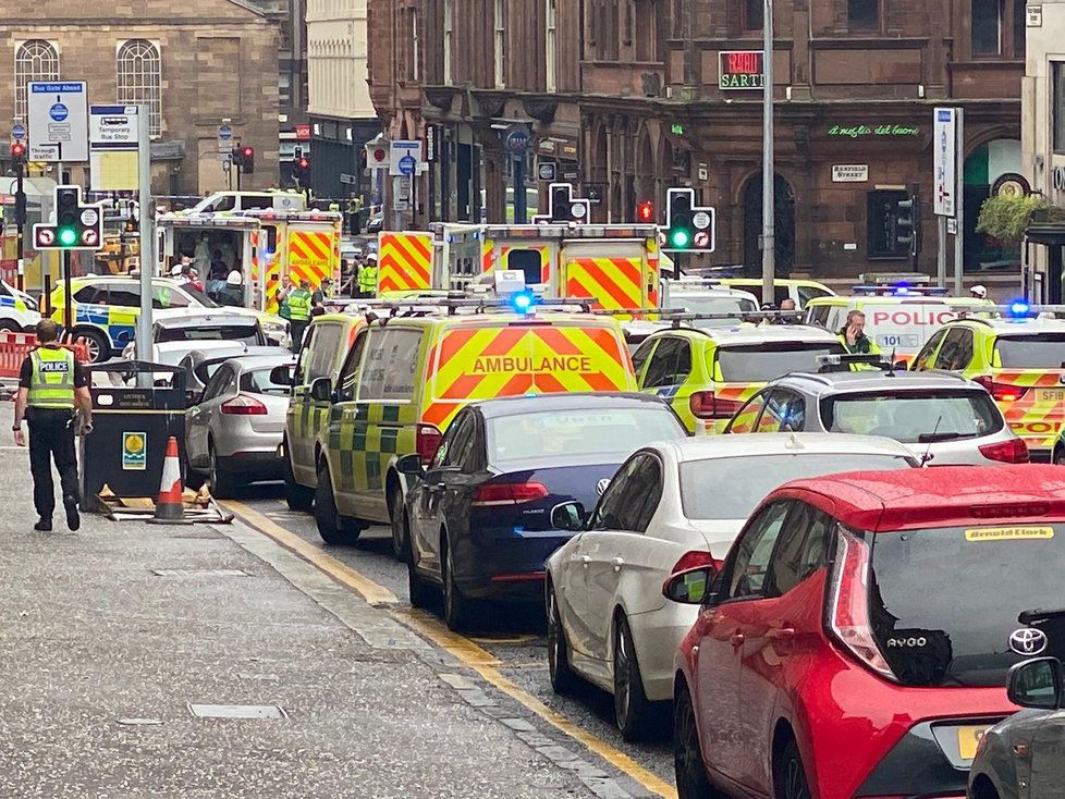 V centru skotského Glasgow došlo k útoku nožem (26.6.2020)