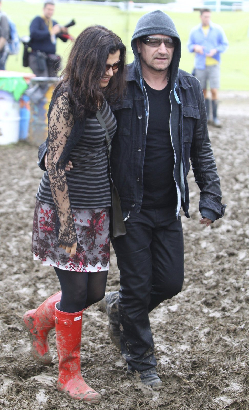 Zpěvák Bono z U2 s manželkou