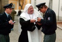 Hvězda Kameňáků Václav Glazar (†65): Trpěl nouzí! Před smrtí prodal byt i s nábytkem!