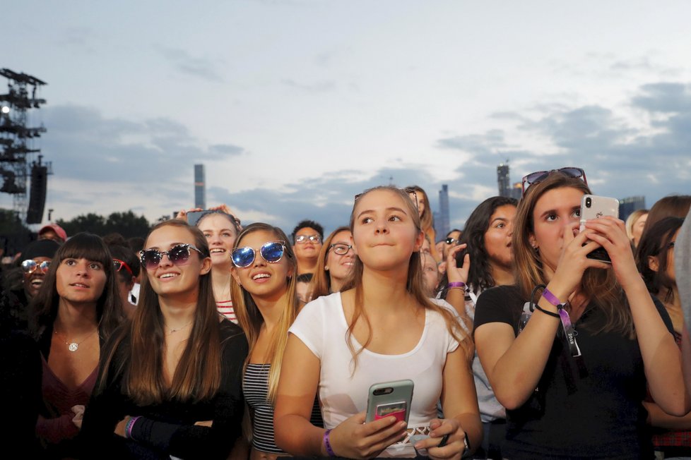 Diváci na festivalu Global Citizen