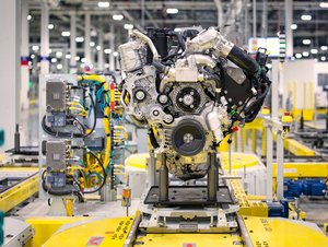 Nový Duramax má 8,3 litru a 1668 Nm. GM vyvinul obří diesel úplně od základu
