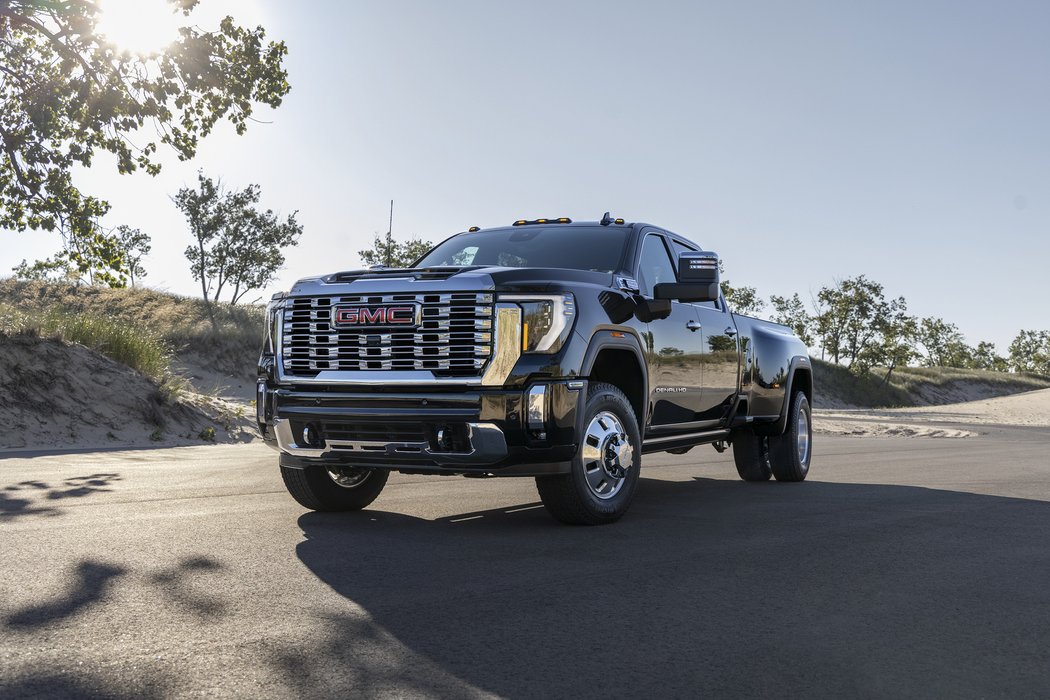 GMC Sierra HD Denali (2024)