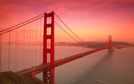 Most je dominantou San Franciska.
