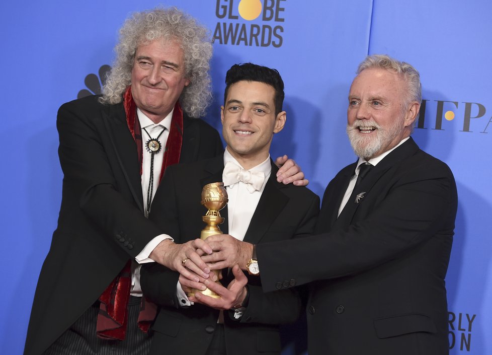 Brian May, Roger Taylor a Rami Malek s cenou za nejlepší film, kterým se stala Bohemian Rhapsody