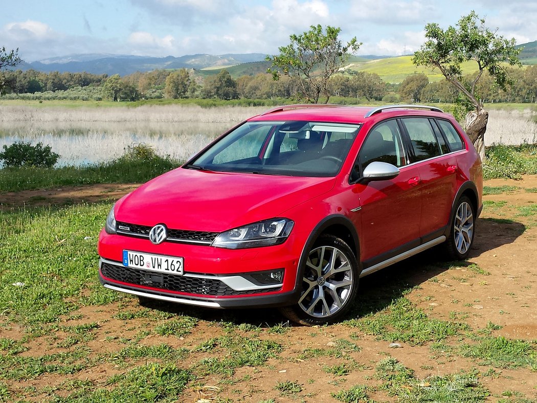 Volkswagen Golf Alltrack a R Variant