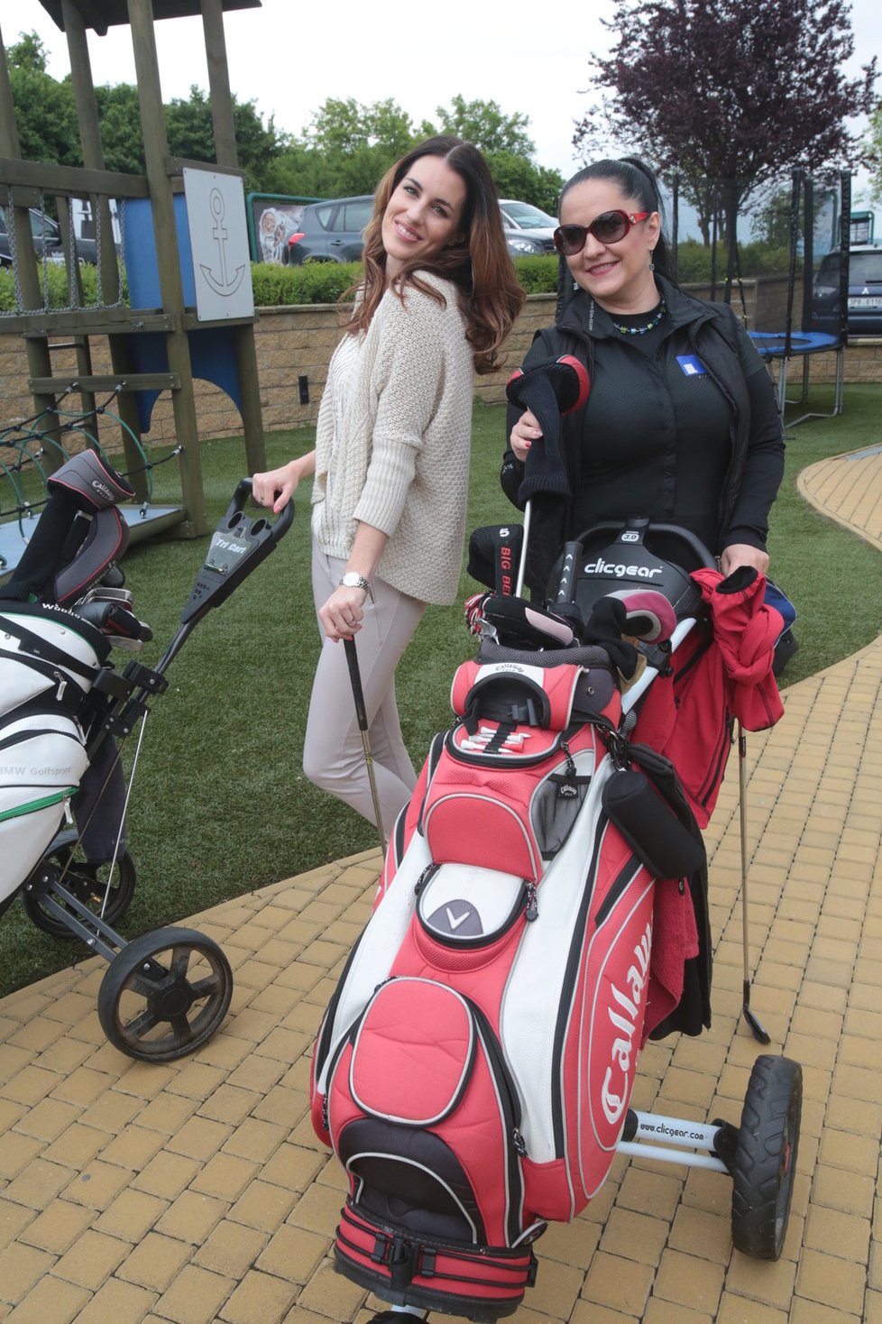 Zatímco Lucčin manžel David Křížek je jeden z nejlepších českých jachtařů, Lucka se věnuje golfu