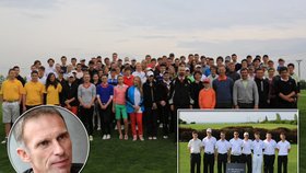 Brankář Hašek přesedlal: Uchopil golfovou hůl a studentům odstartoval turnaj