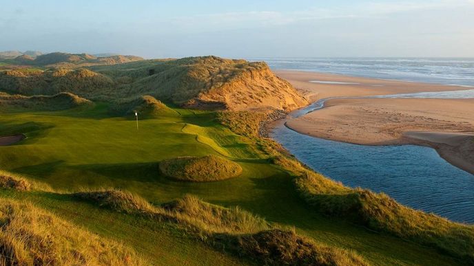 Golfové hřiště Sonalda trumpa nedaleko skotského Aberdeenu