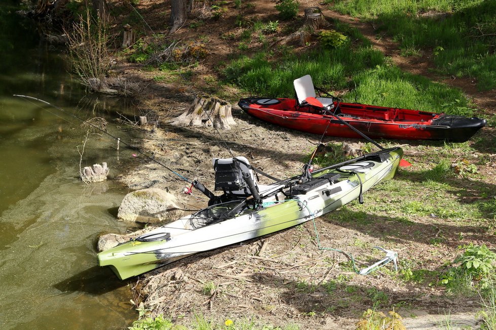 Jednou z nových technik je i lov ryb z kajaku, tzv. kayak fishing. Tato disciplína rybolovu v sobě kombinuje rybařinu a vodácký sport.