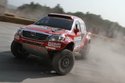 Parádní drifty nám předvedla Toyota Hilux, stříbrná z letošního Dakaru a bronzová z ročníku 2012