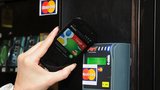 Služba Google Wallet: Nahradí chytrý telefon peněženku?