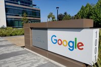 Problém pro Google: Přerušte lukrativní byznys s digitální reklamou, radí Evropská komise