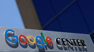 Google chystá na příští rok vlastní bankovní účty. Do projektu zapojil dvě další banky
