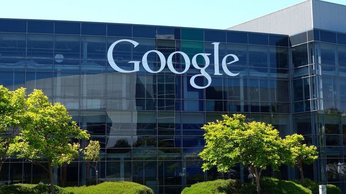 Americká společnost Google zafinancuje 500 stipendií na školení kybernetických odborníků v Česku.
