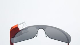 Brýle Google Glass vyjdou na 30 tisíc Kč