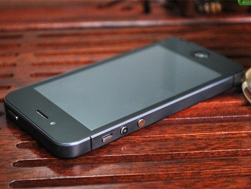 GooPhone i5 přijde v Číně na šest tisíc korun