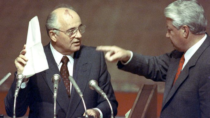 Michail Gorbačov a Boris Jelcin, jedni z hlavních protagonistů rozpadu SSSR.