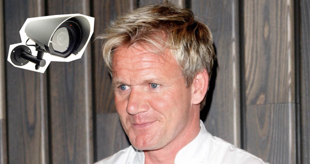 Gordon Ramsay nechal své pubertální dcěři do pokoje nainstalovat kameru!