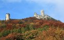 Bezděz nápadná zřícenina gotického hradu nedaleko Máchova jezera v severních Čechách