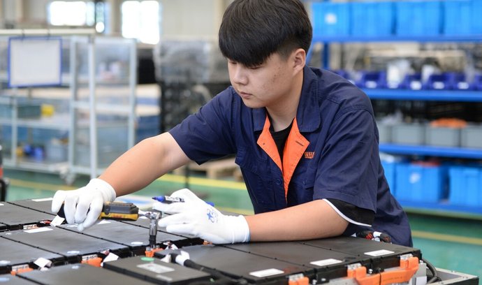 Výroba baterií Gotion v čínské továrně v městské prefektuře Che-fej.