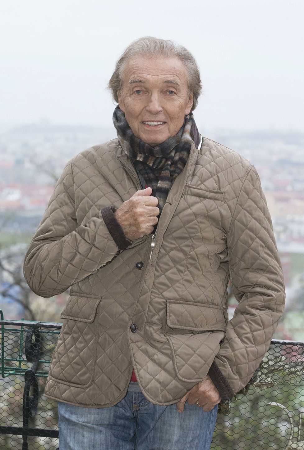 Karel Gott by měl podle astroložky příští rok zvolnit.