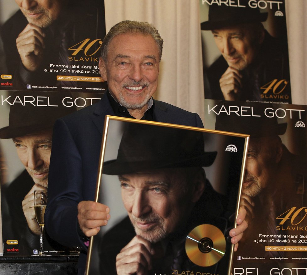 Karel Gott na křestu CD