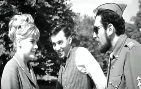 Karel Gott, Eva Pilarová a Waldemar Matuška se sešli ve filmu Kdyby tisíc klarinetů