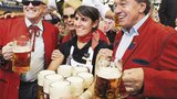 Karel Gott na Oktoberfestu: To pivo je božské!