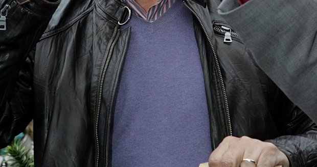 Karel Gott moc nepije, ale oslavu si hodlá pořádně užít.