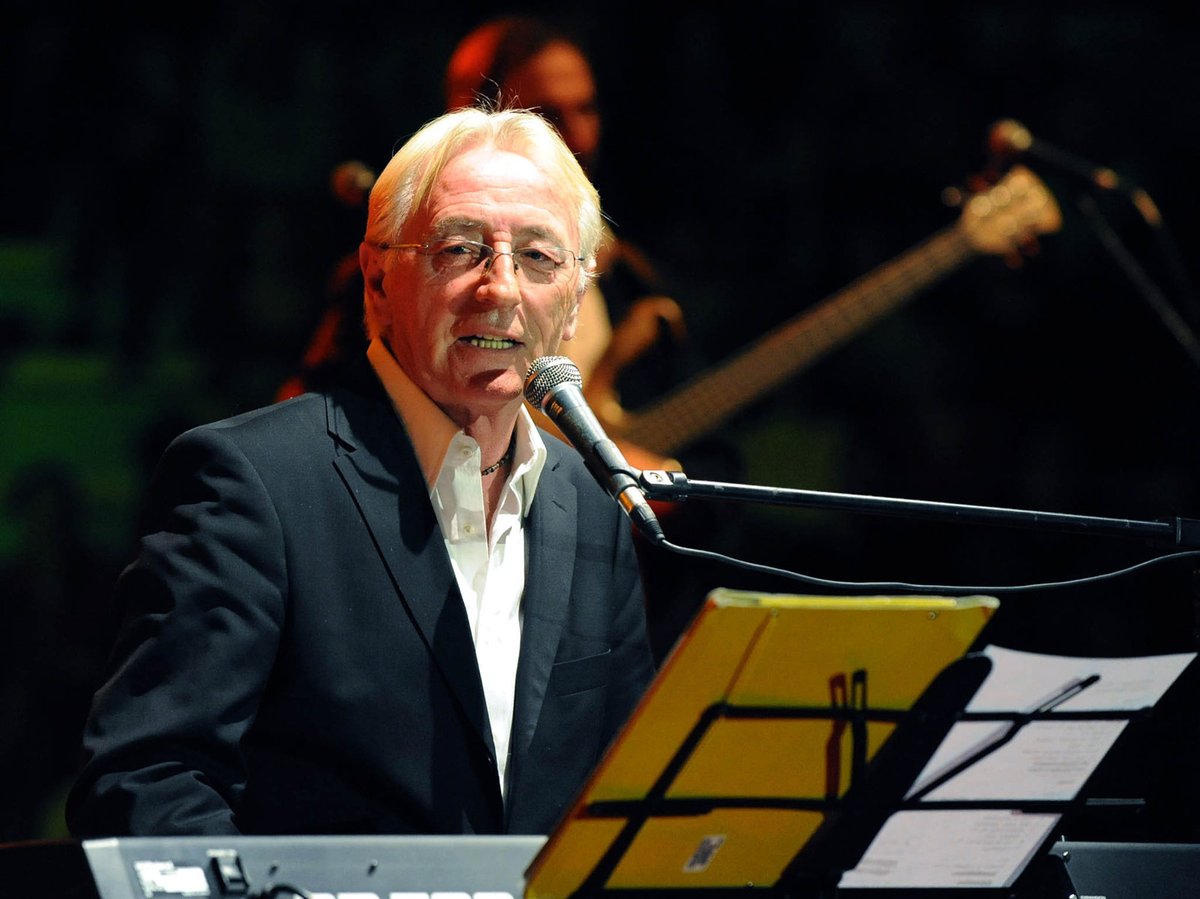 Oliver Dragojevič (69)