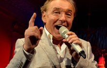 Karel Gott: Popletl koncert! 