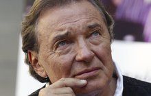 Karel Gott (76) a jeho strach: Vydírání o tři miliony! Se zločinem má zkušenosti...