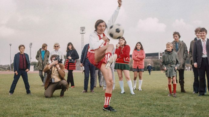 Karel Gott v roce 1970 trénoval s bundesligovým klubem Rot-Weiß Essen.