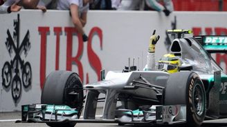 Nervydrásající Velkou cenu Číny opanoval Nico Rosberg