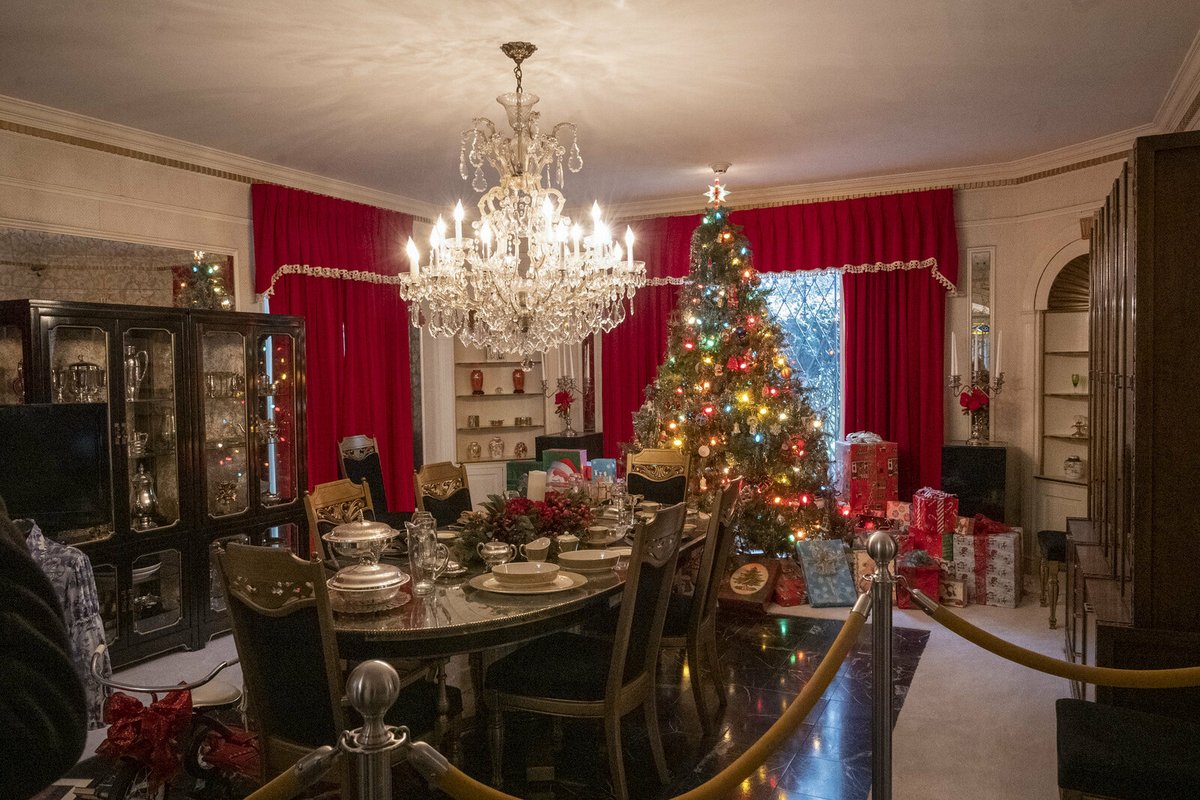 Vánoční výzdoba v Gracelandu (11. 12. 2022).