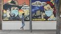 Po celém světě vznikají na ulicích graffiti, kde nejrůznější umělci ztvárňují téma pandemie koronaviru. Texas, USA. Po celém světě vznikají na ulicích graffiti, kde nejrůznější umělci ztvárňují téma pandemie koronaviru. Texas, USA.