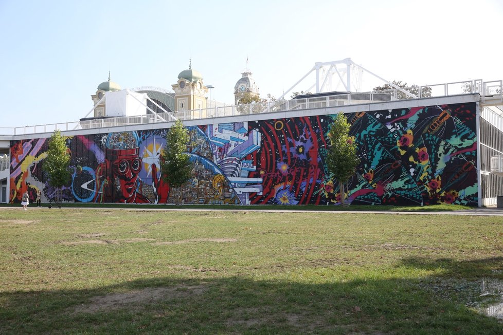 Umělecké graffiti na Výstavišti Praha, které vzniklo legálně.