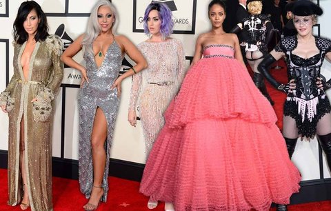 Grammy měly grády: Kim nahá v župánku, holý zadek Madonny a prsa vpřed všech ostatních...