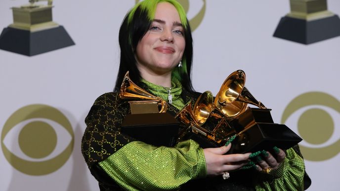 Zpěvačka Billie Eilish na předávání cen Grammy 2020