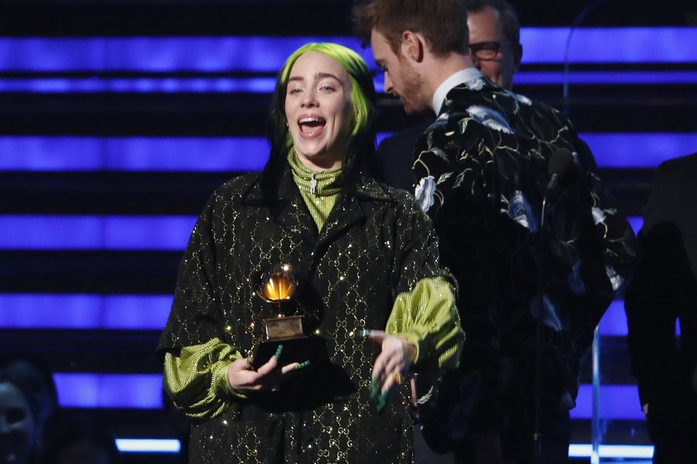 Grammy 2020: Billie Eilish si odnesla ceny za nejlepší píseň i album. Stala se rovněž objevem roku