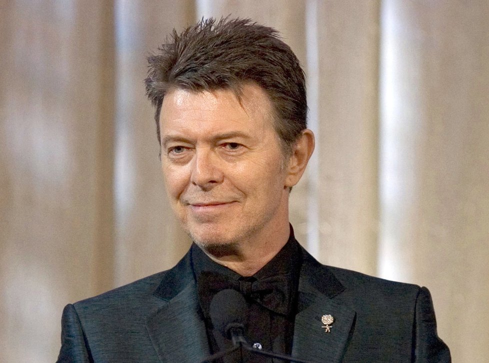 David Bowie získal posmrtně pět cen Grammy.