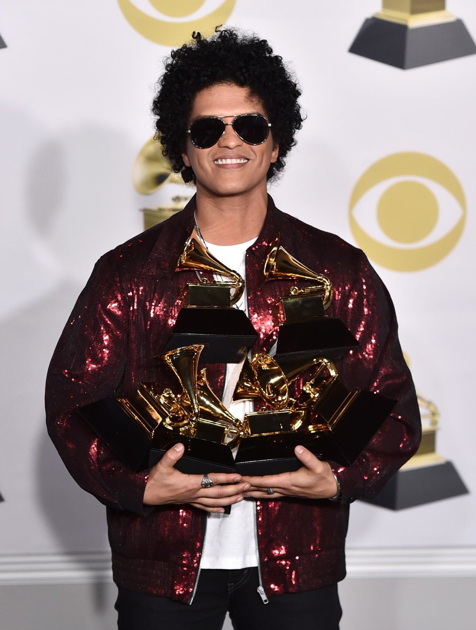 Bruno Mars ovládl ceny Grammy, má album, píseň i nahrávku roku